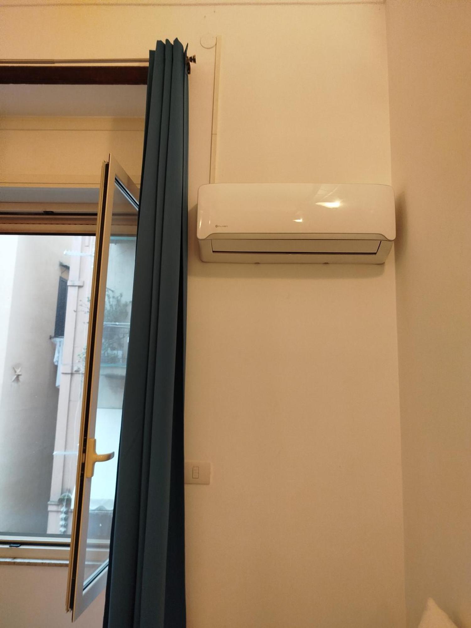Napoli Forcella House Al Centro Di Napoli Apartment Exterior foto